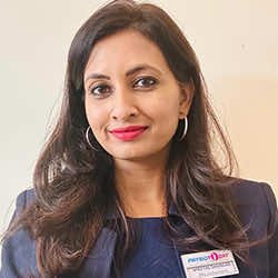 Sheetal Sadhani, Senior Physiotherapist at HOLOS Integrative Health Centre, Birmingham